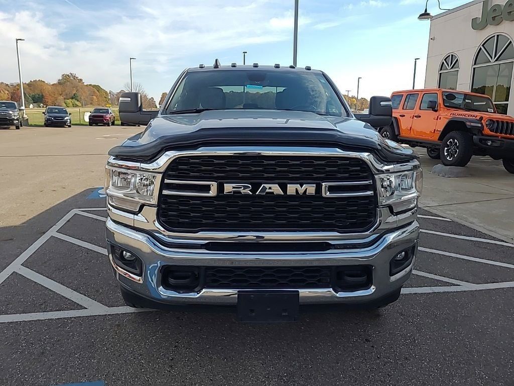 2023 Ram 3500 Big Horn - 22985597 - 1