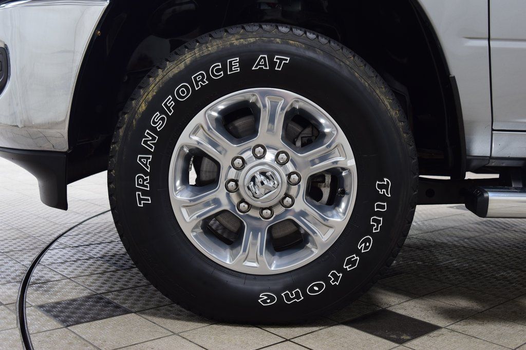 2023 Ram 3500 Big Horn - 22985597 - 28