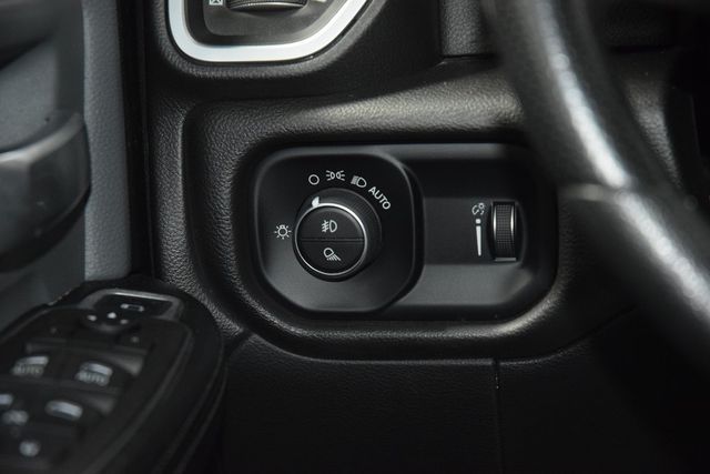 2023 Ram 3500 Big Horn - 22985597 - 37