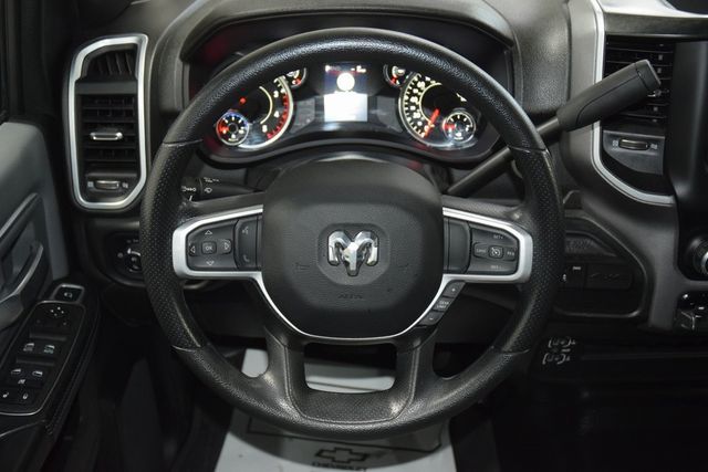 2023 Ram 3500 Big Horn - 22985597 - 38