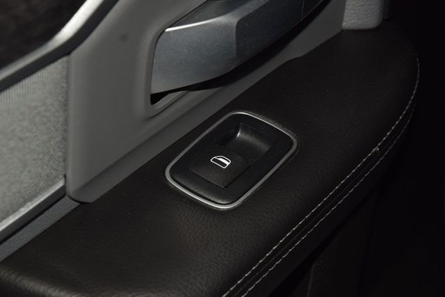 2023 Ram 3500 Big Horn - 22985597 - 46