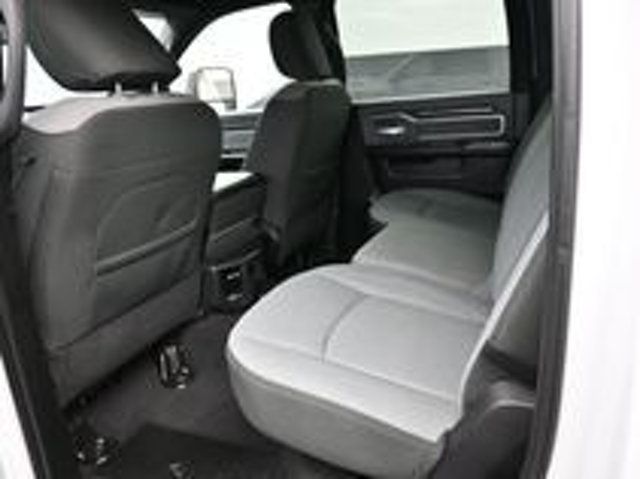 2023 Ram 3500 Big Horn - 22991349 - 31