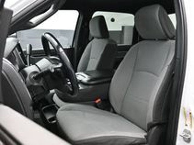 2023 Ram 3500 Big Horn - 22991349 - 32