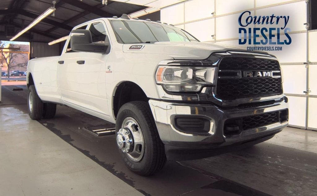 2023 Ram 3500 Tradesman - 22987657 - 0