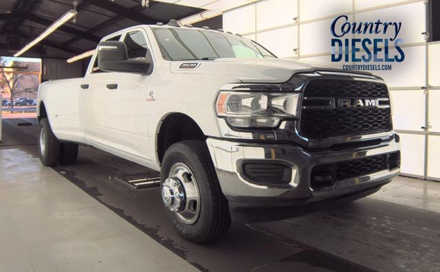 2023 Ram 3500 Tradesman - 22987657 - 0
