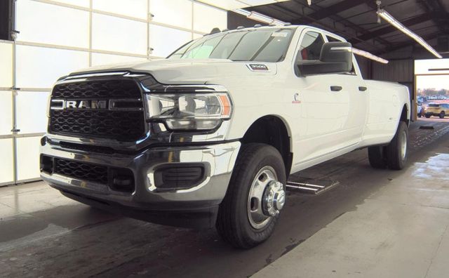 2023 Ram 3500 Tradesman - 22987657 - 1