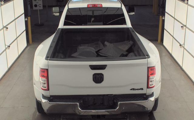 2023 Ram 3500 Tradesman - 22987657 - 3