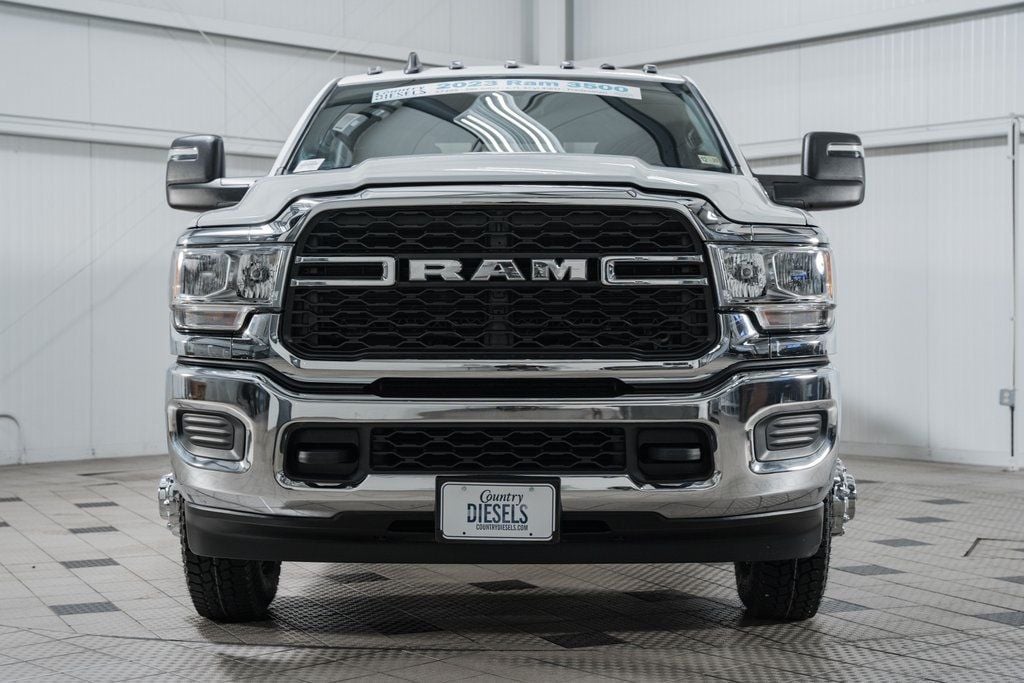 2023 Ram 3500 Tradesman Level 2 DRW *AISIN* - 22695989 - 1