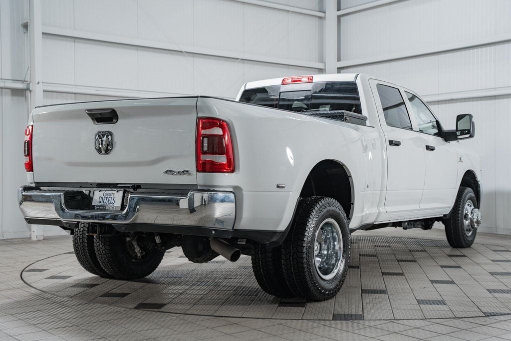 2023 Ram 3500 Tradesman Level 2 DRW *AISIN* - 22695989 - 6