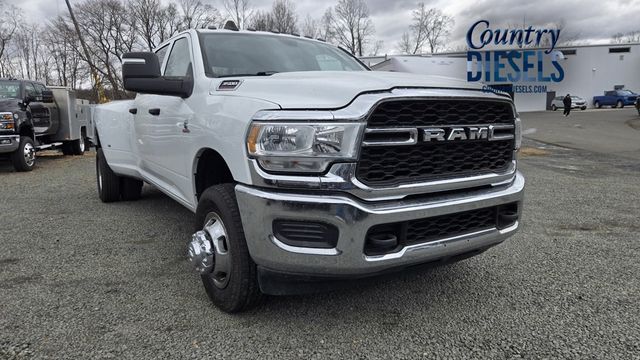 2023 Ram 3500 Tradesman Level 2 DRW *AISIN* - 22987657 - 0