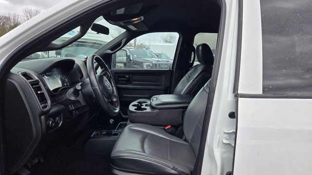 2023 Ram 3500 Tradesman Level 2 DRW *AISIN* - 22987657 - 9