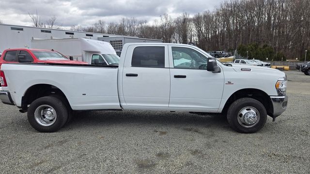2023 Ram 3500 Tradesman Level 2 DRW *AISIN* - 22987657 - 1