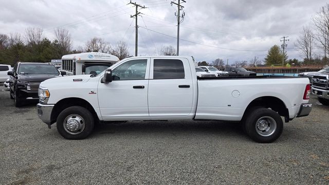 2023 Ram 3500 Tradesman Level 2 DRW *AISIN* - 22987657 - 3