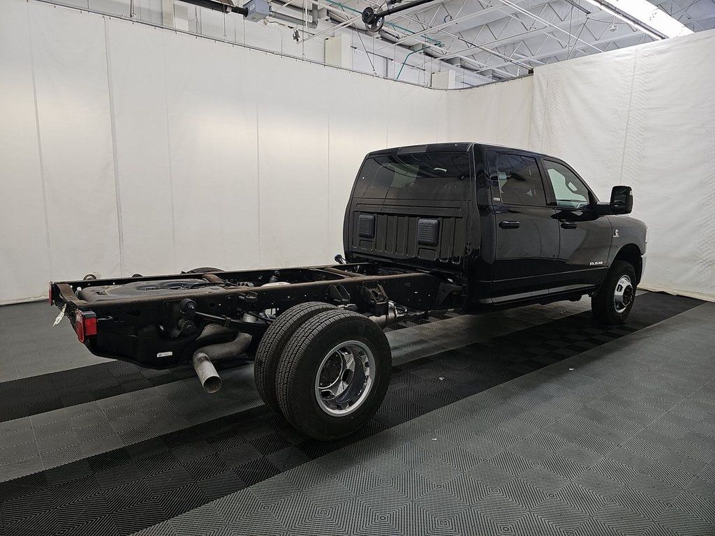 2023 Ram 3500 SLT photo 2