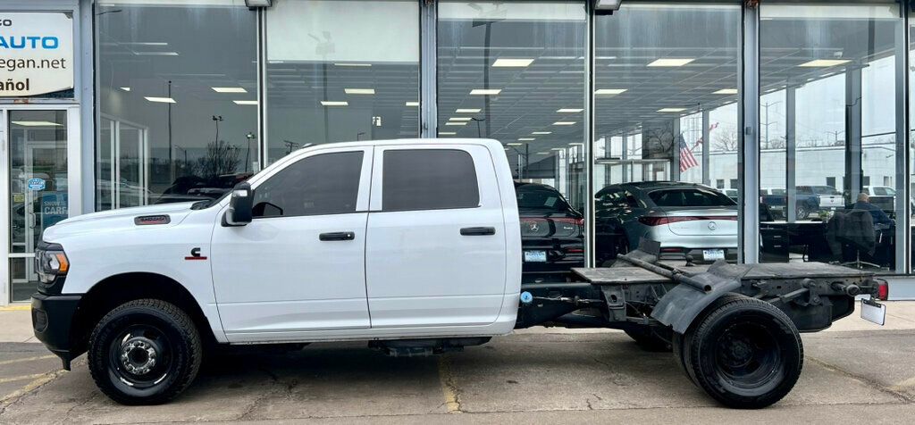 2023 Ram 3500 Chassis Cab Tradesman 4WD Crew Cab 60" CA 172.4" WB - 22986715 - 1
