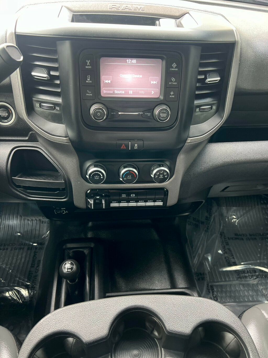 2023 Ram 3500 Chassis Cab Tradesman 4WD Crew Cab 60" CA 172.4" WB - 22986715 - 26