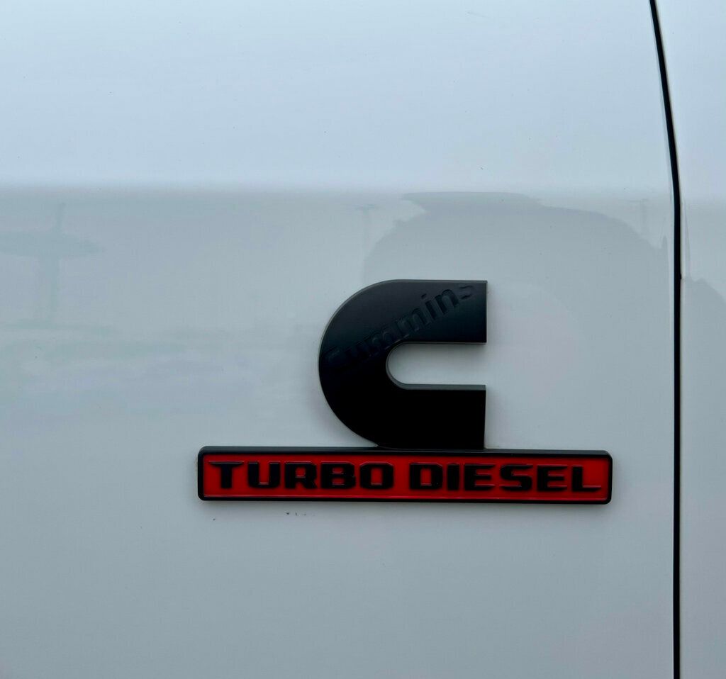 2023 Ram 3500 Chassis Cab Tradesman 4WD Crew Cab 60" CA 172.4" WB - 22986715 - 7