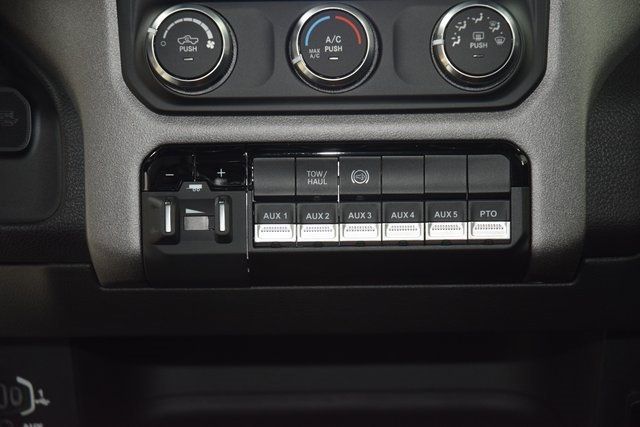 2023 Ram 4500 Tradesman photo 14