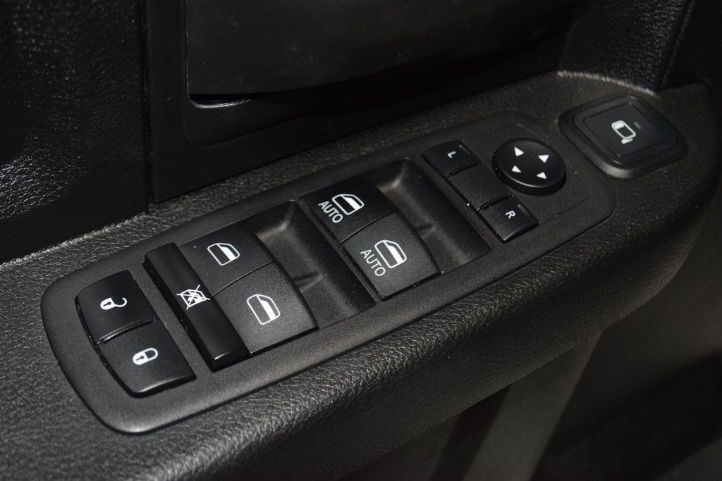 2023 Ram 5500 Tradesman photo 23