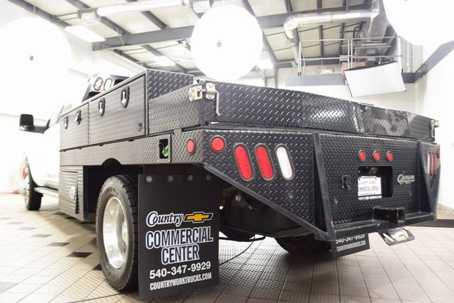 2023 Ram 5500 Laramie photo 4