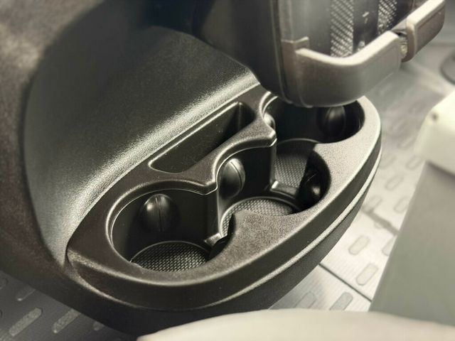 2023 Ram ProMaster Cargo Van 1500 Low Roof 136" WB - 22984222 - 32