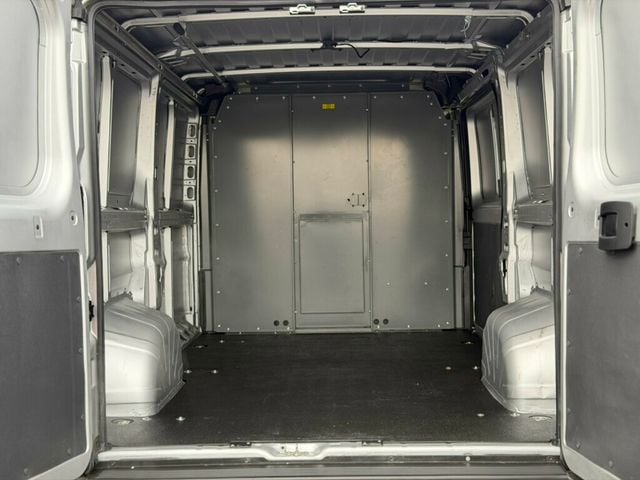 2023 Ram ProMaster Cargo Van 1500 Low Roof 136" WB - 22984222 - 6
