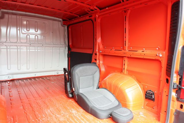 2023 Ram ProMaster Cargo Van 1500 Low Roof 136'' WB w/ Driver Confidence Pkg & Driving Assist - 22866801 - 18