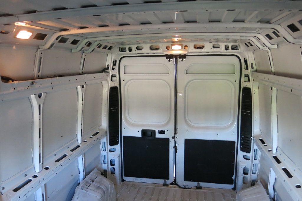 2023 Ram ProMaster Cargo Van 2500 High Roof 159" WB - 23074720 - 17