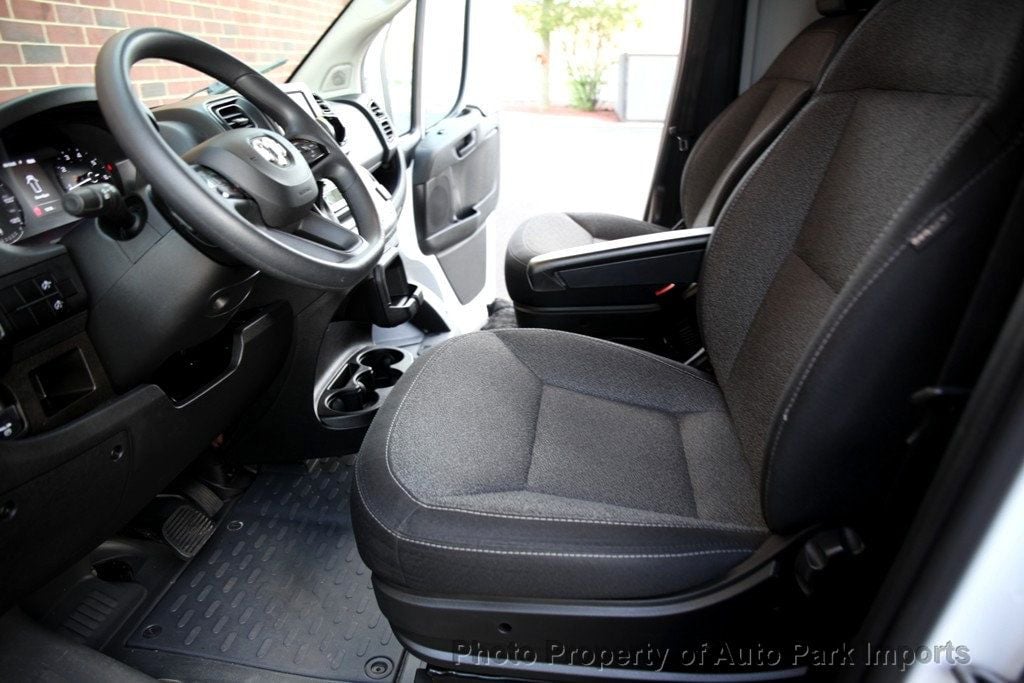 2023 Ram ProMaster 2500 photo 17