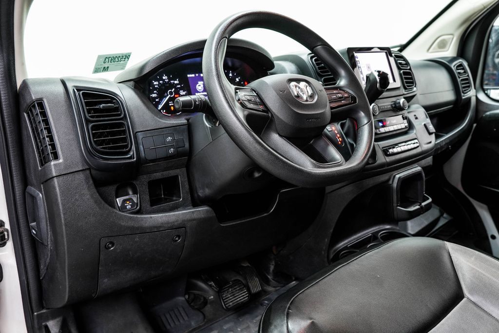 Ram Cargo Van photo 17
