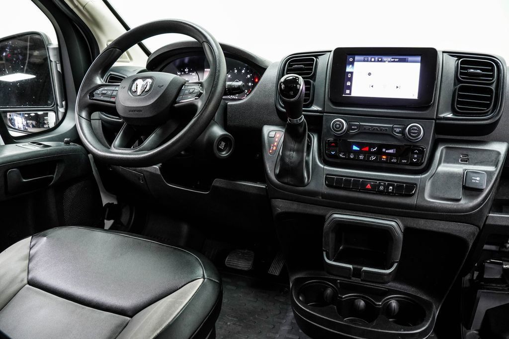 Ram Cargo Van photo 19