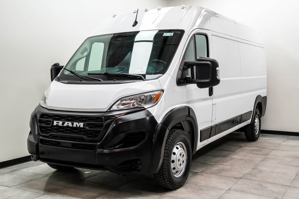 Ram Cargo Van photo 8