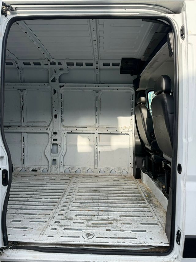 2023 Ram ProMaster Cargo Van 2500 High Roof 159" WB - 23058474 - 18