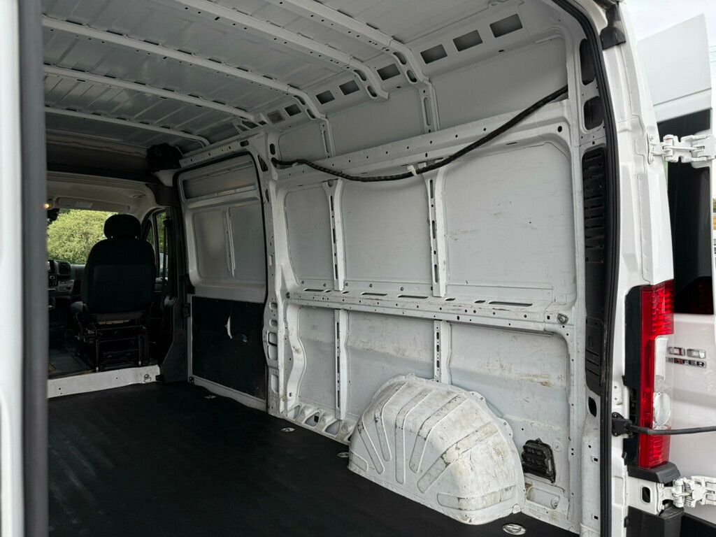 2023 Ram ProMaster 2500 photo 12