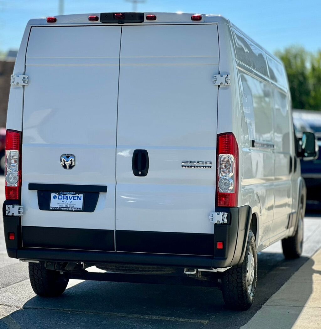 2023 Ram ProMaster 2500 photo 24