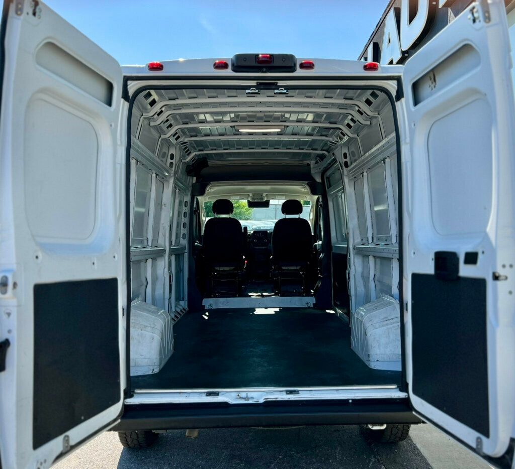 2023 Ram ProMaster 2500 photo 3