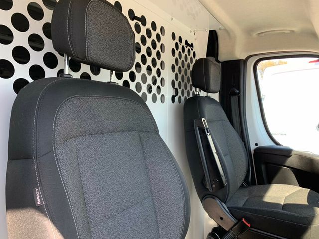 2023 Ram ProMaster Cargo Van 2500 Low Roof 136" WB LOW MILES!! GREAT DEAL!! - 23002317 - 32