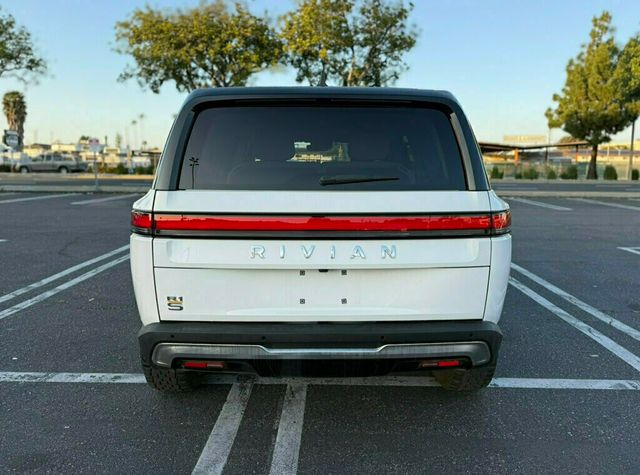 2023 Rivian R1S  - 22974367 - 4