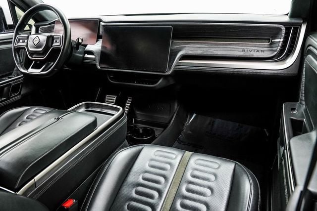 2023 Rivian R1S Adventure - 22983353 - 16