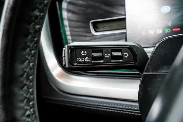 2023 Rivian R1S Adventure - 22983353 - 33