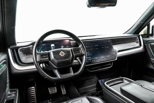 2023 Rivian R1S Adventure - 22983353 - 4