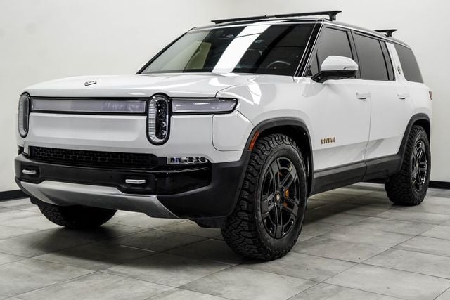 2023 Rivian R1S Adventure - 22983353 - 6