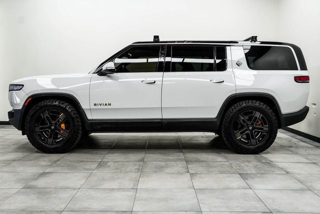 2023 Rivian R1S Adventure - 22983353 - 7