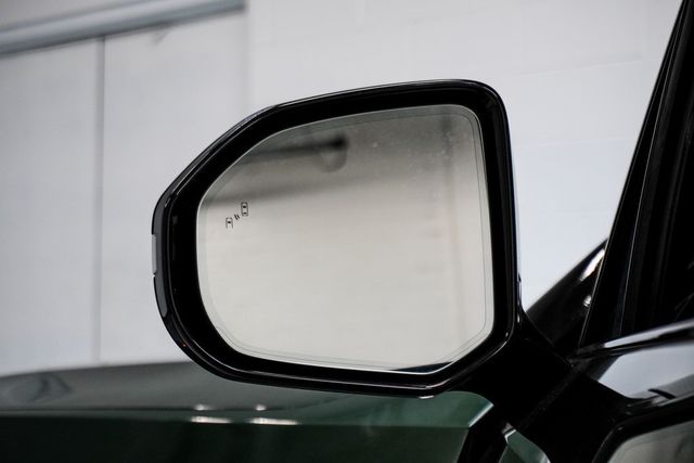 2023 Rivian R1S Adventure photo 16