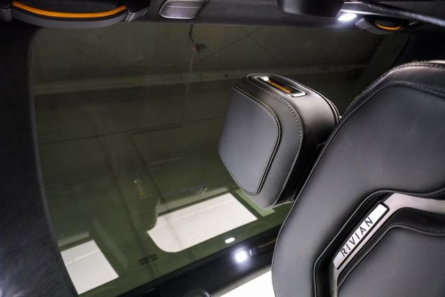 2023 Rivian R1S Adventure photo 19