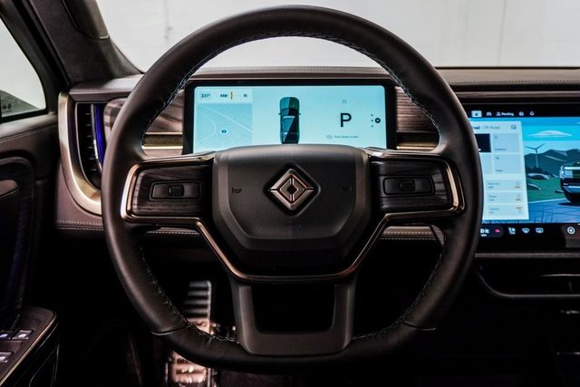 2023 Rivian R1S Adventure photo 27