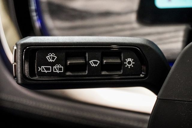 2023 Rivian R1S Adventure photo 30