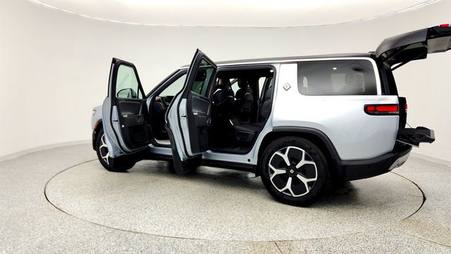 2023 Rivian R1S Adventure Dual-Motor Large Pack w/ 21'' Wheels (352-mile range) - 22924517 - 11