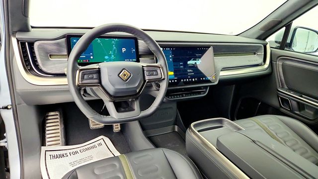 2023 Rivian R1S Adventure Dual-Motor Large Pack w/ 21'' Wheels (352-mile range) - 22924517 - 16