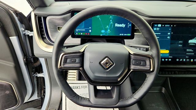 2023 Rivian R1S Adventure Dual-Motor Large Pack w/ 21'' Wheels (352-mile range) - 22924517 - 17